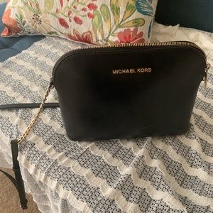 Michael kors cross body bag